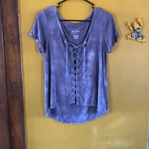 Soft & sexy cross crossed T-shirt!